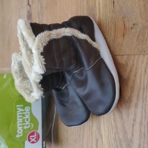 Tommy Tickle Soft Sole Shoe XL